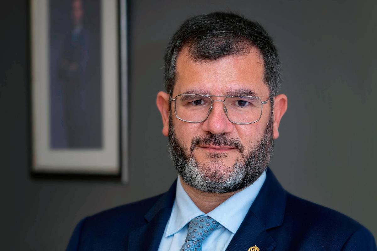 Juan JosÃ© HernÃ¡ndez RincÃ³n, nuevo presidente del COF de CÃ¡ceres.